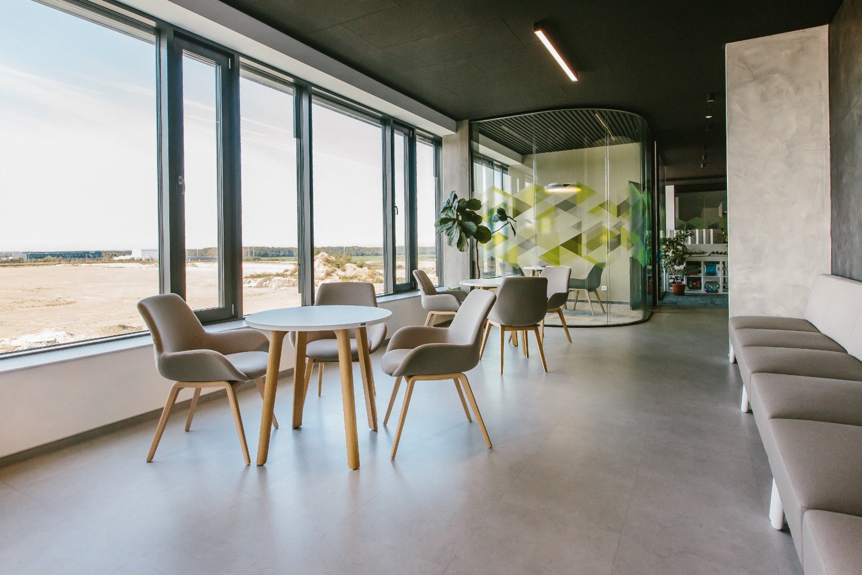 Colognia Press — lounge