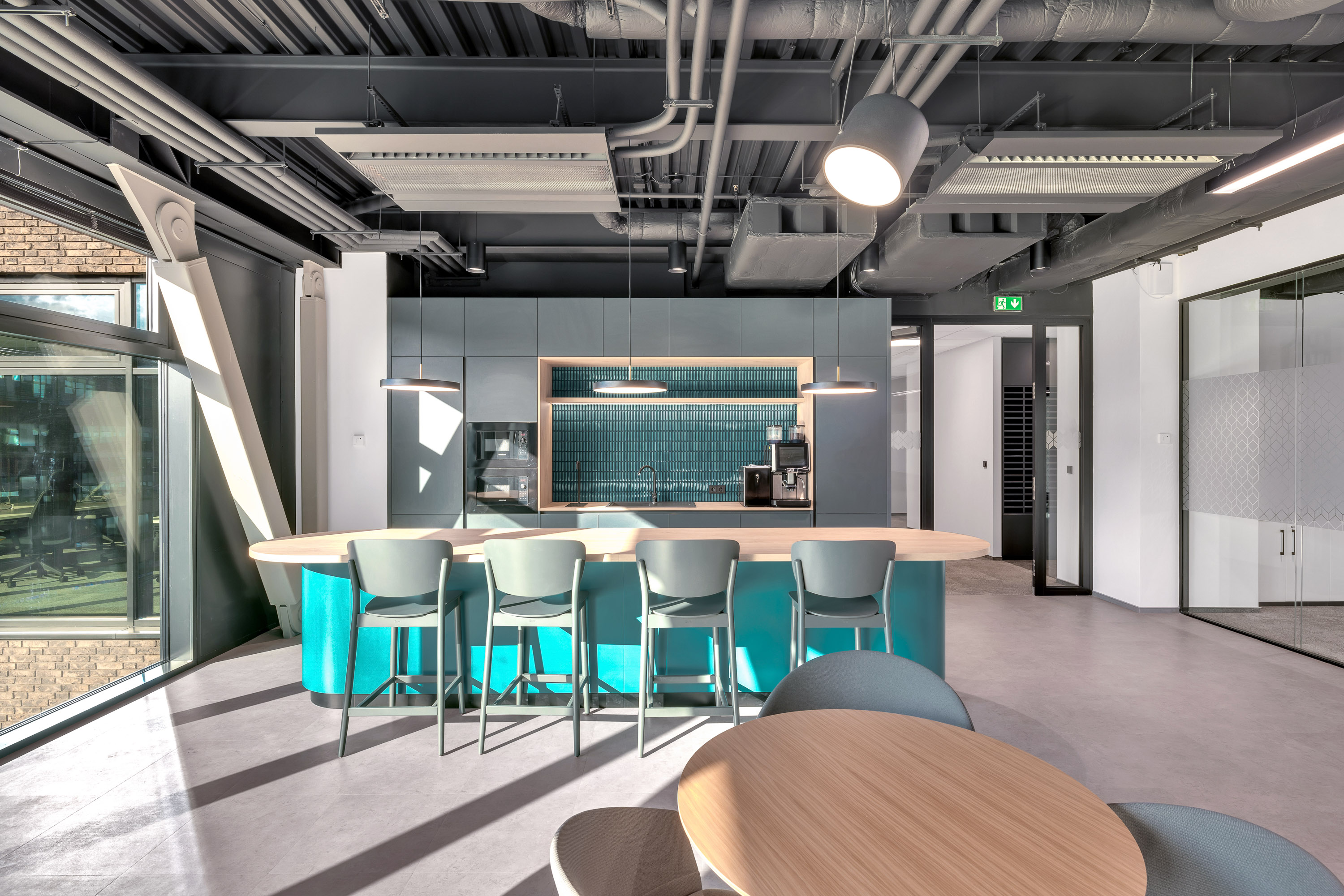 KPMG — kuchyňský bar